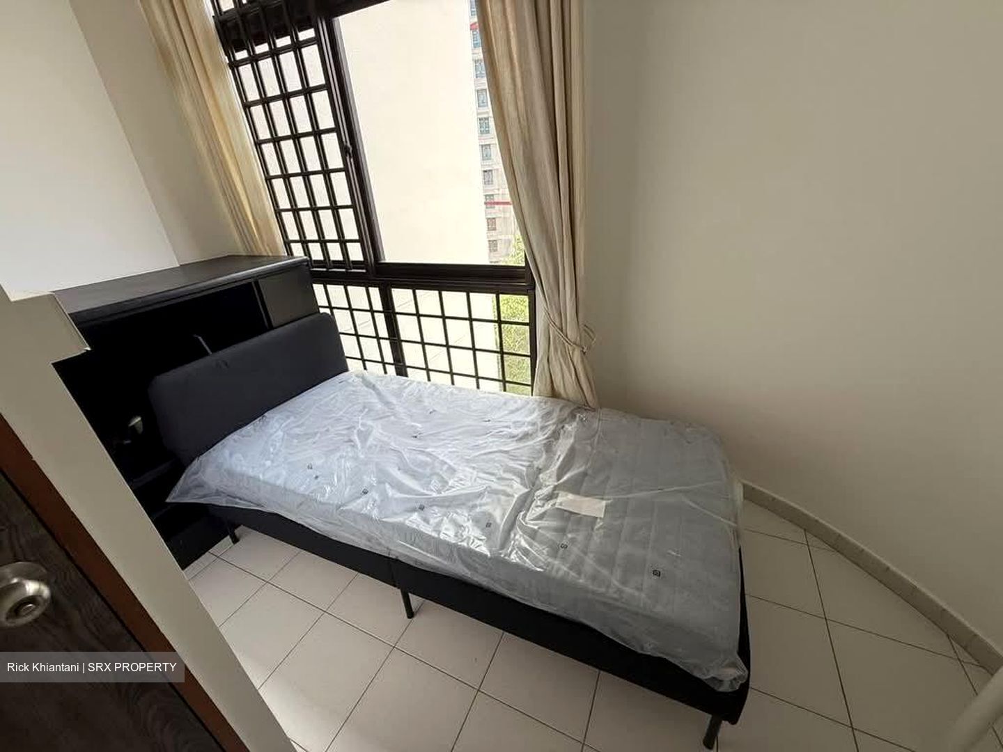 Cashew Heights Condominium (D23), Condominium #559854201